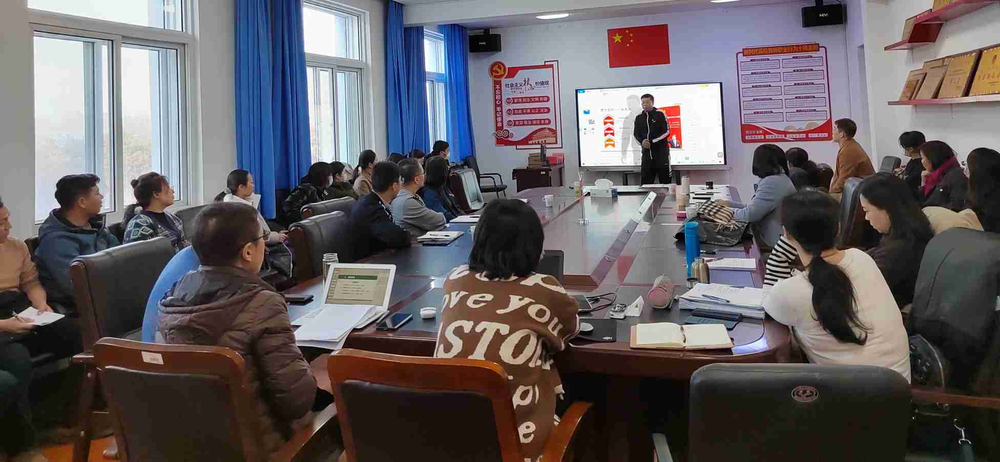 活动现场1(1).jpg