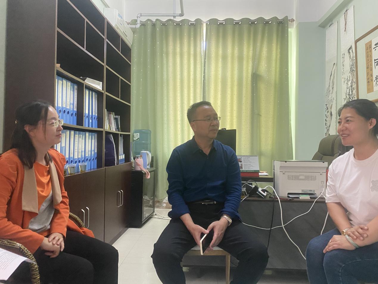 座谈会现场.jpg